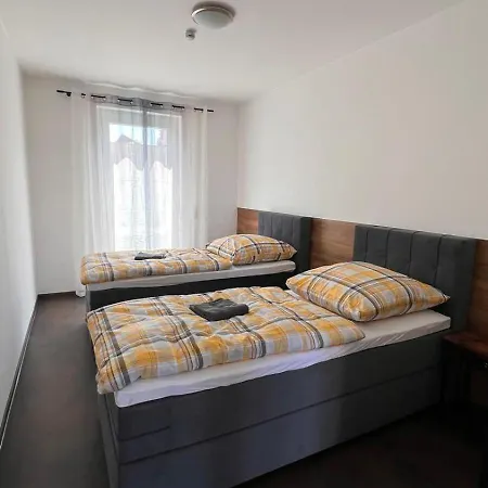 Apartdays