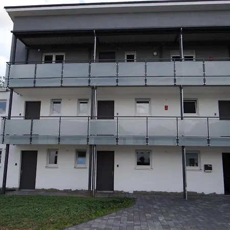 Apartdays *