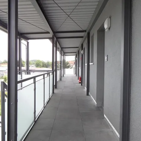 Apartdays 3*