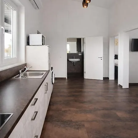 Apartdays